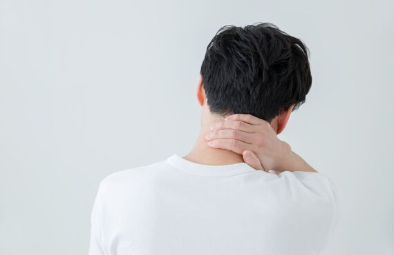 事故後のむちうちの痛みや不快感についてご相談承ります | 柏崎市の接骨院なら交通事故の夜間対応OKな瞬接骨院